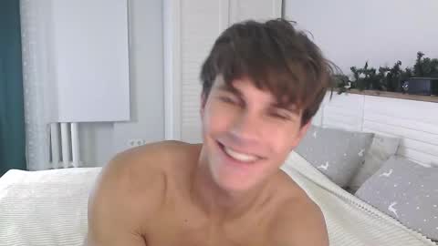 Eric Crush online show from December 15, 3:58 am