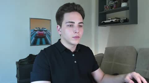 Snapshot of eric_ether chatting on October 14, 9:33 pm Eric online show from October 14, 9:33 pm