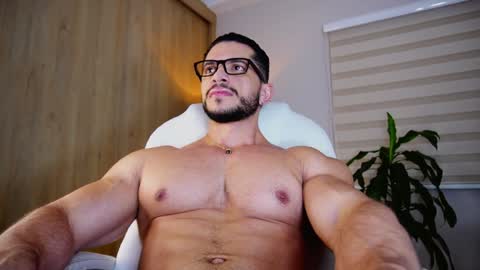 Erick Thompson online show from December 27, 10:59 pm