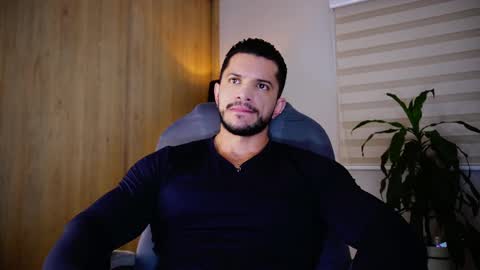 Erick Thompson online show from February 18, 10:36 pm