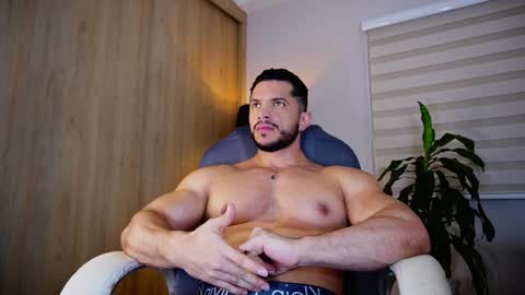 Erick Thompson online show from January 13, 10:35 pm