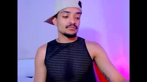 Eros online show from December 5, 10:39 pm