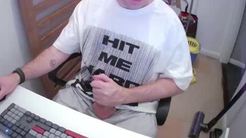 Morph online show from October 14, 9:11 pm