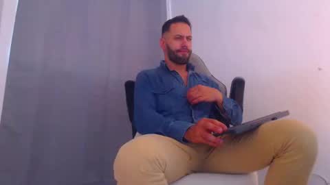 esteban online show from January 10, 7:32 pm