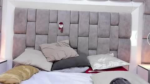 ethan_greys online show from November 26, 4:37 am