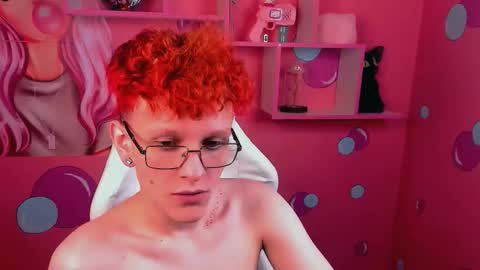 Ethan online show from January 17, 2:42 pm