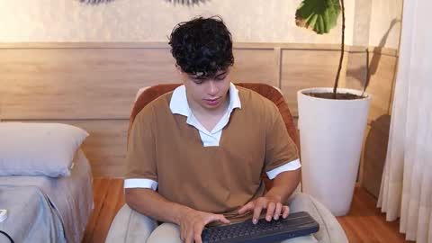 ethan_occonor online show from February 13, 12:43 pm