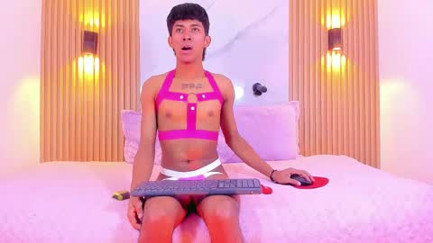 ethan_thouse online show from October 29, 11:40 pm