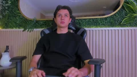 ethanlowell online show from February 8, 5:57 am