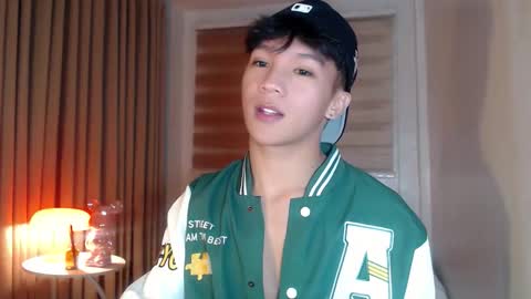 Rey online show from April 13, 5:57 pm