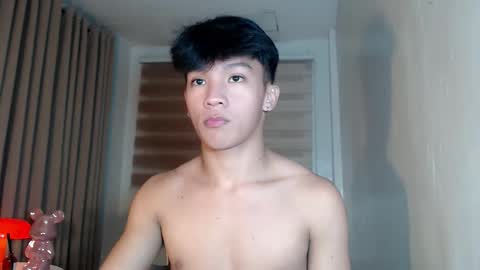 Rey online show from April 11, 10:30 am