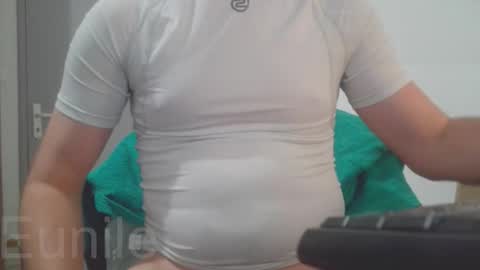 eunile online show from October 27, 10:56 pm