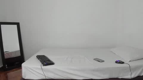 Snapshot of evans_collins24 chatting on January 28, 10:23 pm Evans collins24 online show from January 28, 10:23 pm