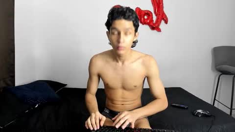 Snapshot of evans_collins24 chatting on October 29, 1:08 am Evans collins24 online show from October 29, 1:08 am