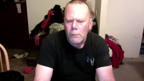 Snapshot of exordian chatting on October 18, 2:05 am first time online show from October 18, 2:05 am