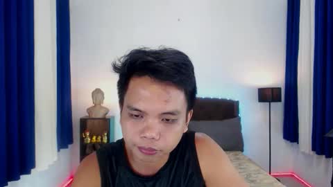 Snapshot of extraservice69menx chatting on October 21, 6:00 pm JOHNDAVE online show from October 21, 6:00 pm