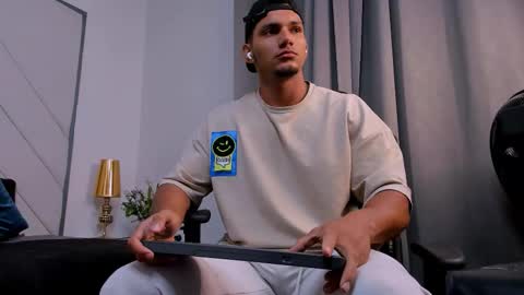 FABIO online show from January 13, 1:54 am