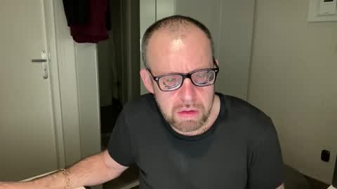 fabiothick online show from October 29, 11:51 pm