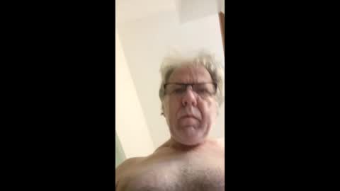 fabrice136883 online show from December 3, 9:15 am