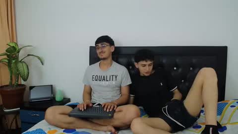 FallGays online show from February 14, 11:22 pm