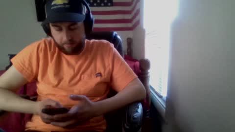 Snapshot of farmboy2398 chatting on January 8, 7:13 pm farmboy2398 online show from January 8, 7:13 pm