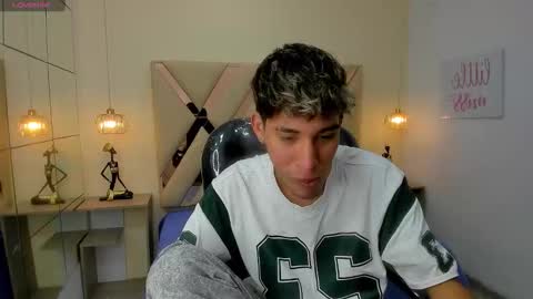 FER PHOENIX online show from February 25, 4:35 am