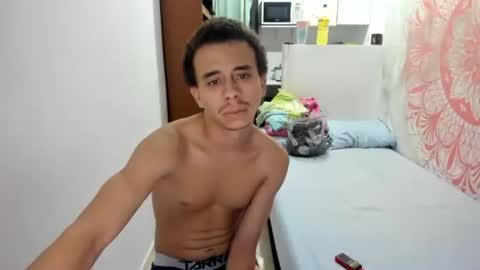 Fhily online show from December 1, 11:19 pm