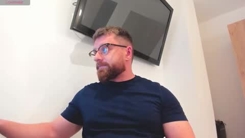 FindomGuyXXX online show from February 25, 2:12 am