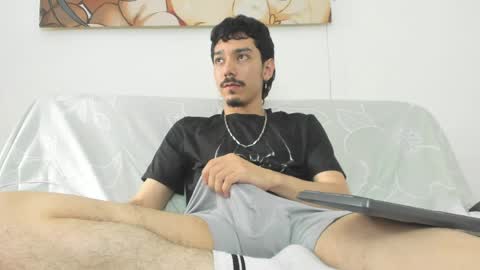 finn_jackson online show from April 7, 8:31 pm