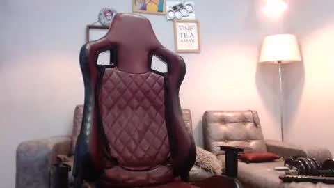 fire_boy69 online show from November 28, 6:21 pm