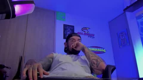 fisherrman666 online show from October 31, 3:59 pm