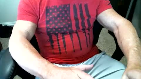 fitguy40 online show from February 22, 9:27 pm