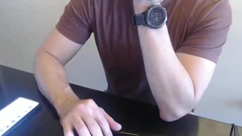 fithubby80 online show from November 8, 10:13 pm