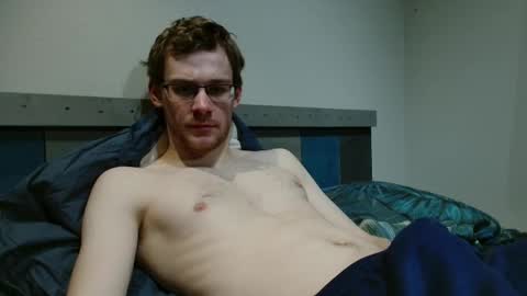 Fitwhiteboy01 online show from January 11, 8:34 pm