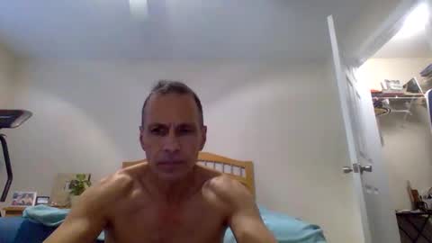 Hero of the Misfits online show from May 6, 6:08 pm