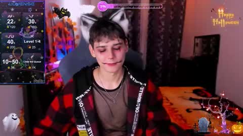 Foxicfu online show from October 31, 6:44 pm