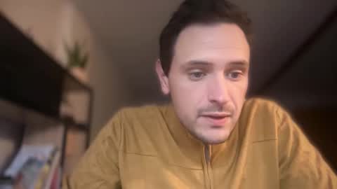 Snapshot of fraisetagada359 chatting on October 29, 7:33 am fraisetagada359 online show from October 29, 7:33 am