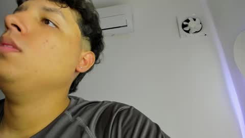 Castiglioni online show from March 4, 10:27 pm