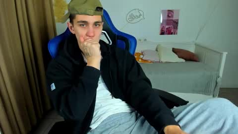 Frank online show from November 17, 4:48 am