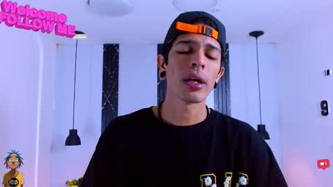 Franvill trato online show from December 17, 8:26 pm