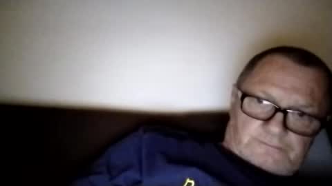 Wolfi online show from October 19, 6:28 am