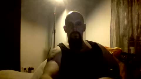 frecherkerl88007 online show from November 4, 1:39 am