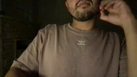 Snapshot of fred_555 chatting on February 11, 11:54 am fred_555 online show from February 11, 11:54 am