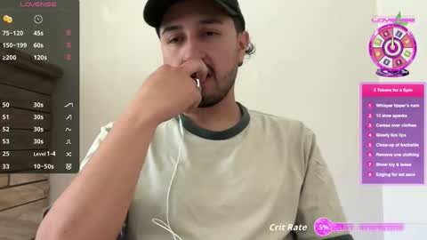 Snapshot of fred_555 chatting on October 19, 3:33 am fred_555 online show from October 19, 3:33 am