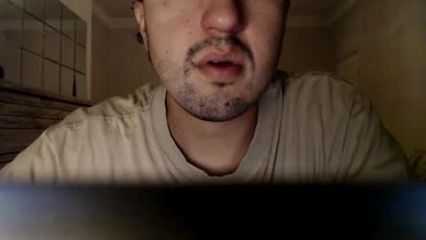 Snapshot of fred_555 chatting on February 17, 1:21 pm fred_555 online show from February 17, 1:21 pm