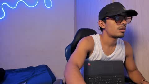 JOSSY online show from April 6, 1:13 am