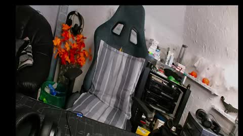 freecamdick online show from January 4, 5:16 am