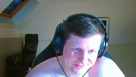 French fries online show from April 4, 6:49 pm