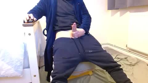 fuckbeatb online show from January 10, 11:42 pm