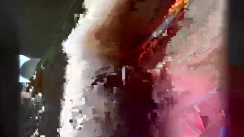 funinthesun209 online show from January 18, 11:07 pm